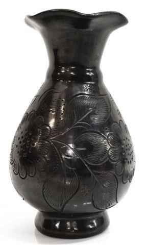 Appraisal: Barro Negro black clay pottery vase signed Reyna Simon Lopez