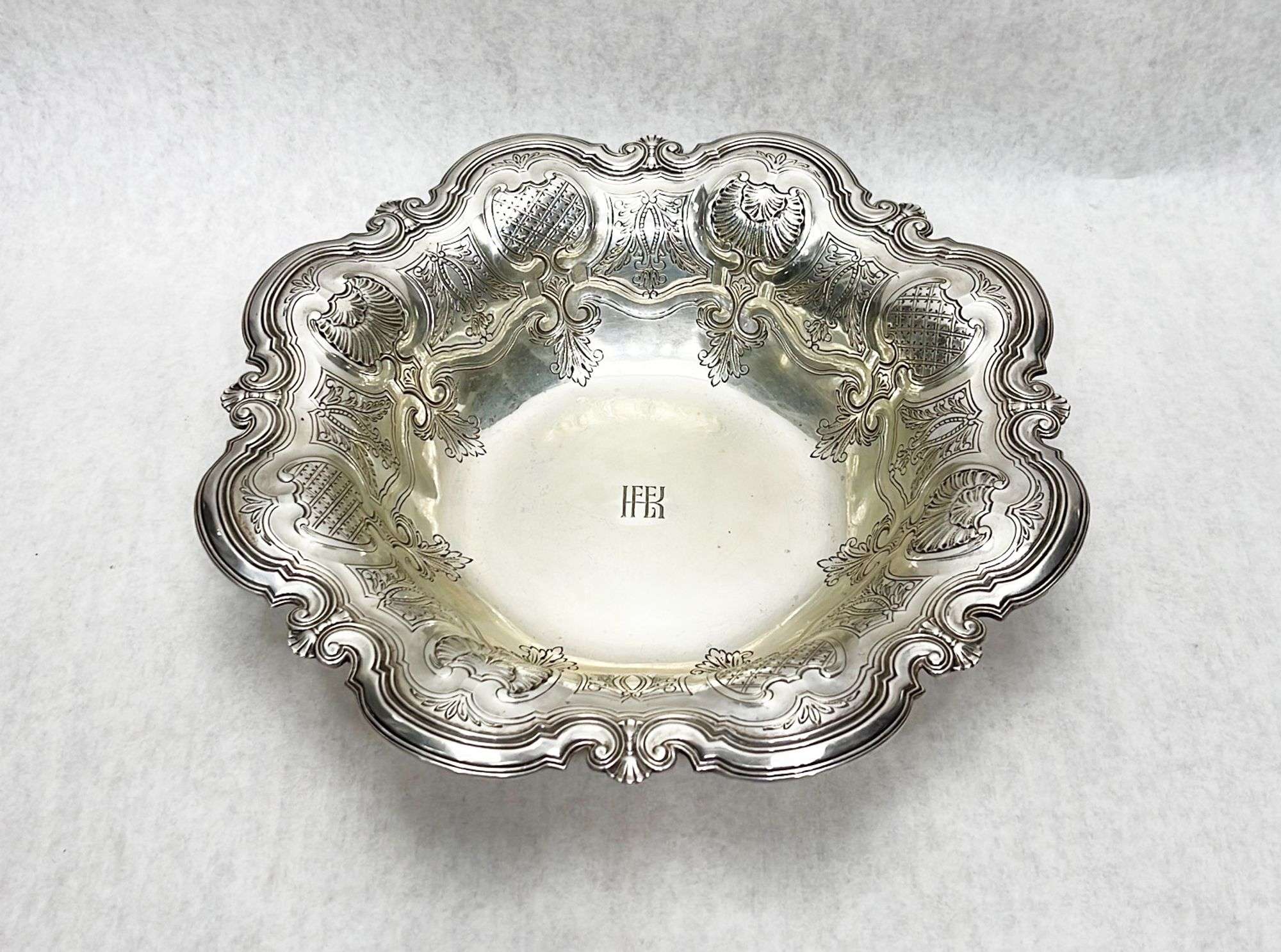 Appraisal: Tiffany Sterling Silver Scalloped Rim Bowl at widest ozt