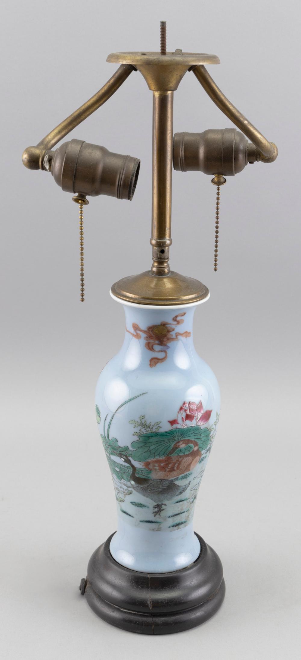 Appraisal: CHINESE PORCELAIN TABLE LAMP LATE TH EARLY TH CENTURY HEIGHT