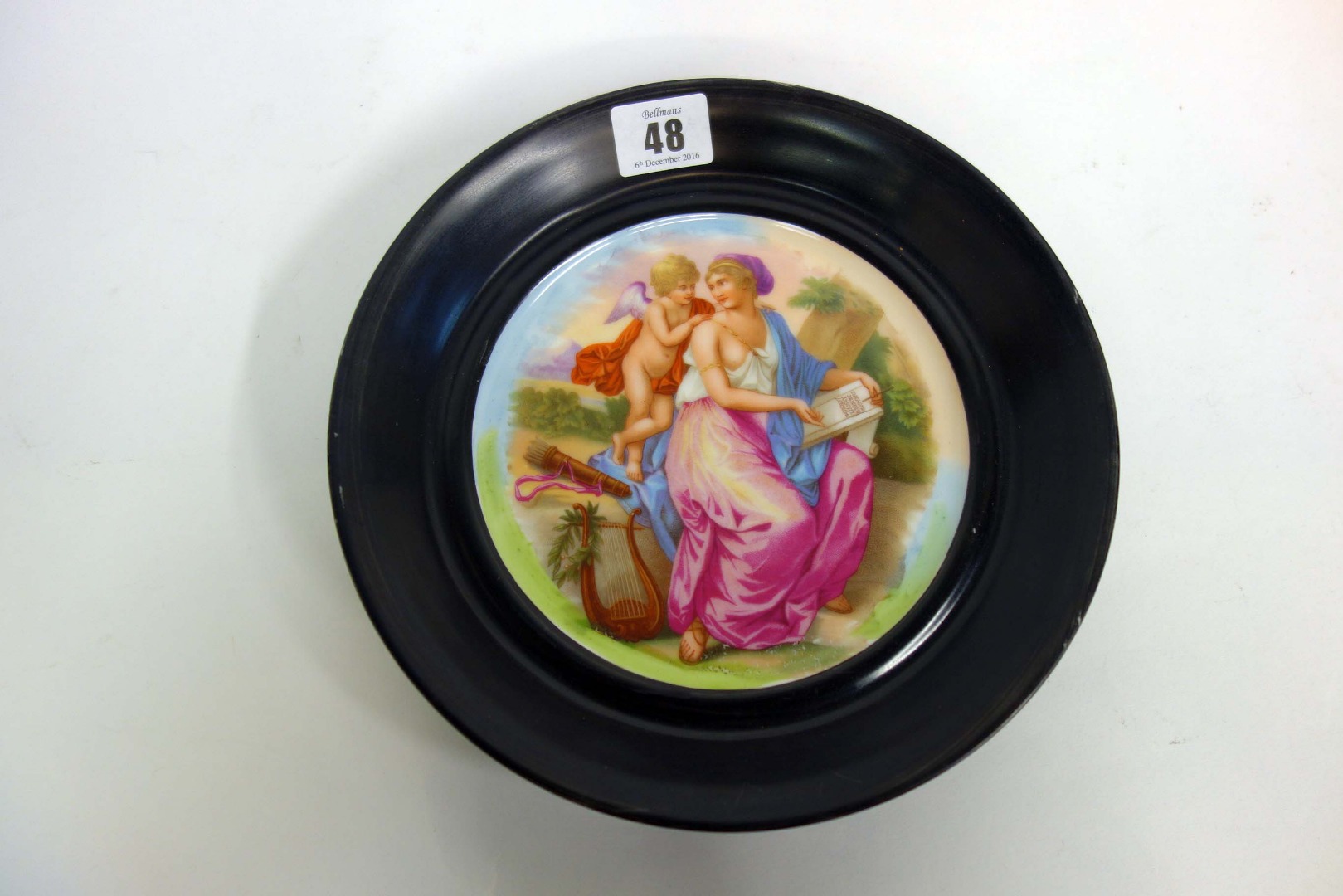 Appraisal: A pair of Paris porcelain plates decorated with classical figure