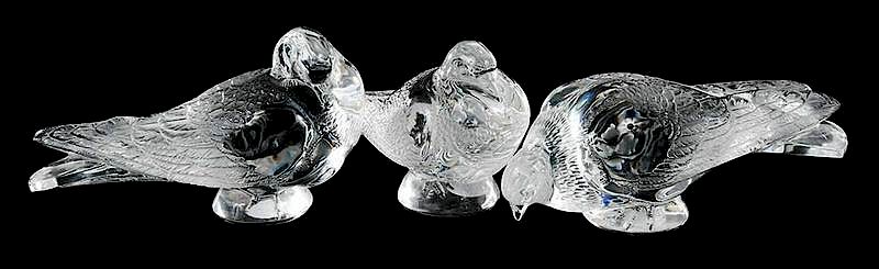 Appraisal: Three Lalique Glass Pigeon Figures all three engraved Lalique France