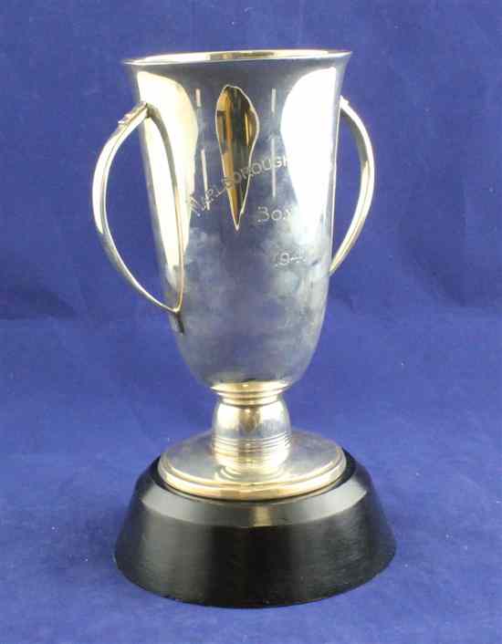 Appraisal: A George VI silver two handled boxing presentation trophy cup