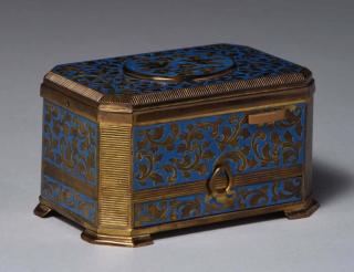 Appraisal: Enameled Bird in Snuff Box Late th century to early