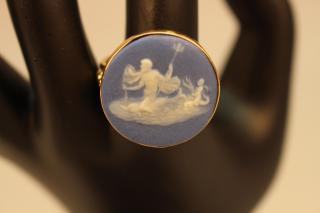 Appraisal: Wedgwood Ladies Cameo Ring housed in an k yellow gold