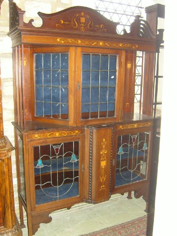 Appraisal: A good quality Edwardian mahogany display cabinet with both sections