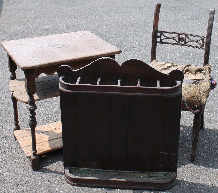 Appraisal: A thC stripped pine side table the rectangular rounded top