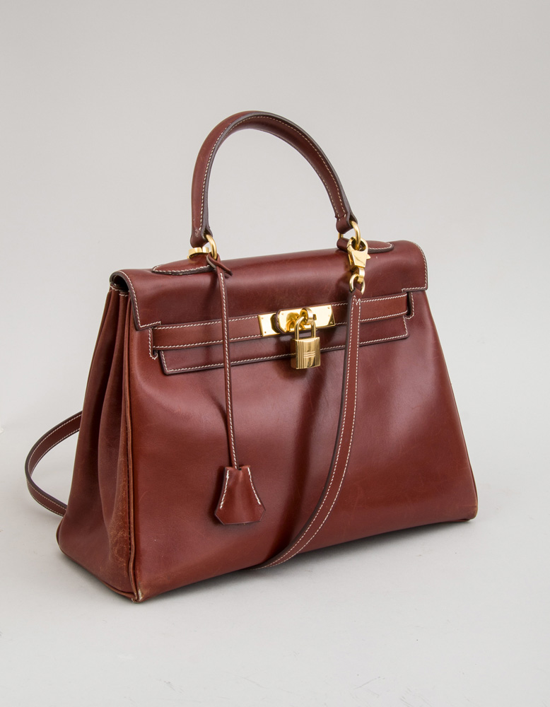 Appraisal: J P RENARD BROWN LEATHER HANDBAG x in Estimate -