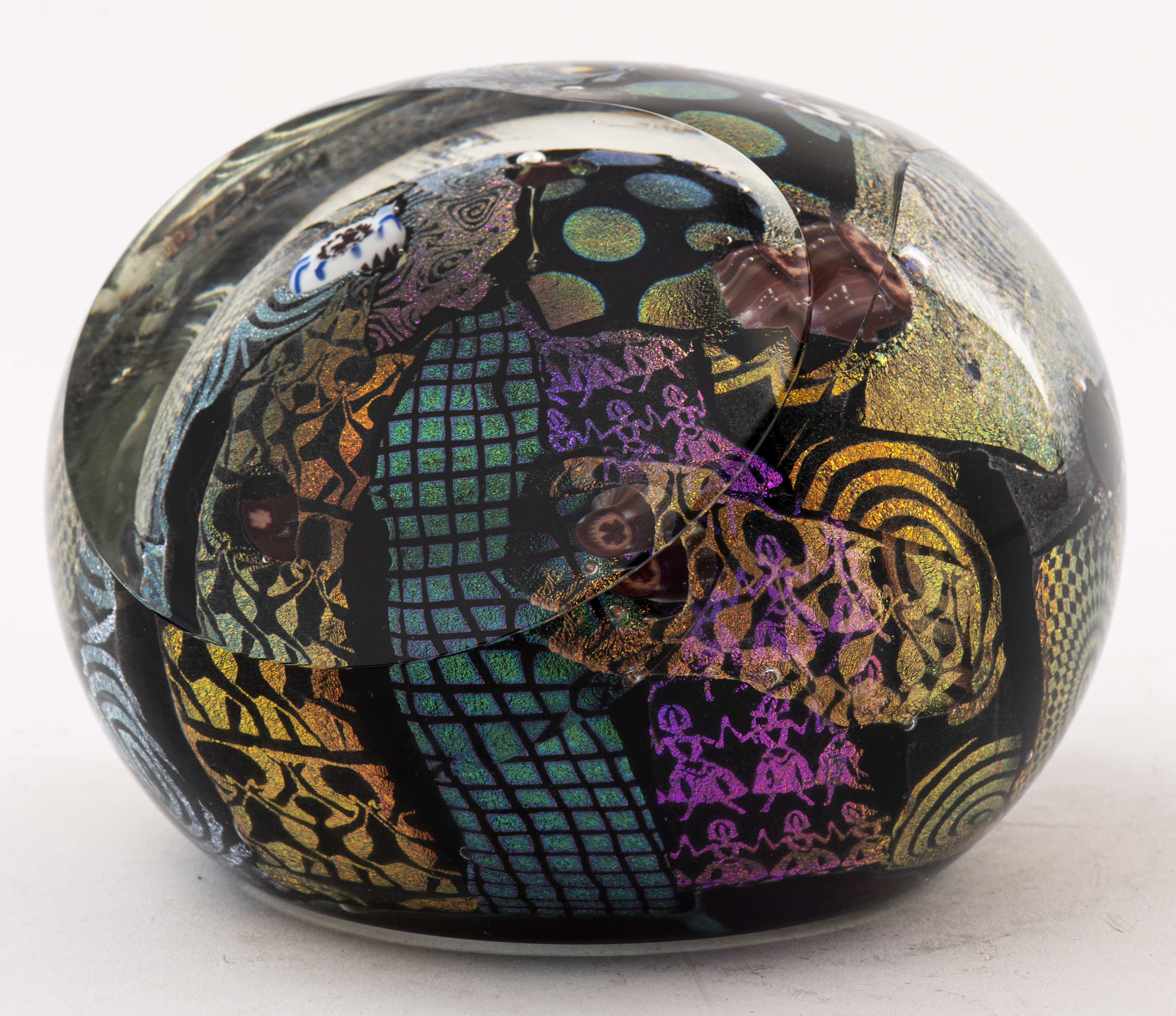 Appraisal: VANDERLAAN OVERSIZE ART GLASS PAPERWEIGHT Peter Vanderlaan large contemporary studio