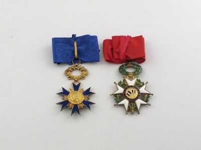 Appraisal: France L gion d'Honneur Officer's Badge silver-gilt and enamel mm