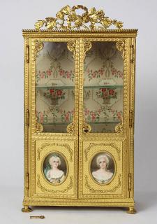 Appraisal: Louis XV style gilt miniature vitrine the crest decorated with