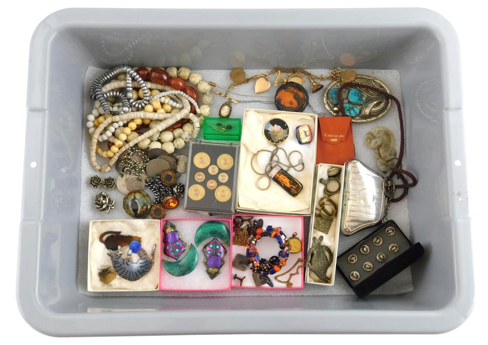 Appraisal: COSTUME JEWELRY Assortment of costume pieces items of interest include