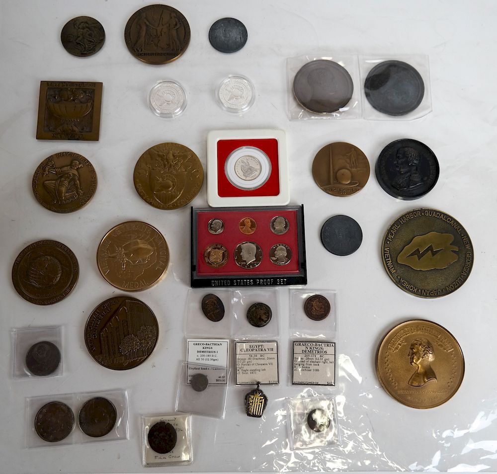 Appraisal: Selection of American World Medals and Coins Includes colorful U