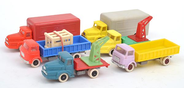 Appraisal: SIX CLE PLASTIC MODELS BOTH BREAK DOWN LORRIES WITH DETACHED