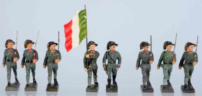 Appraisal: Lineol cm Italian Bersaglieri Marching Group Includes one flagman and