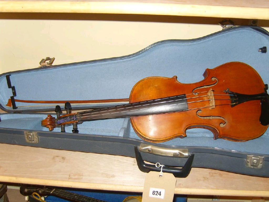 Appraisal: A cased violin and bow