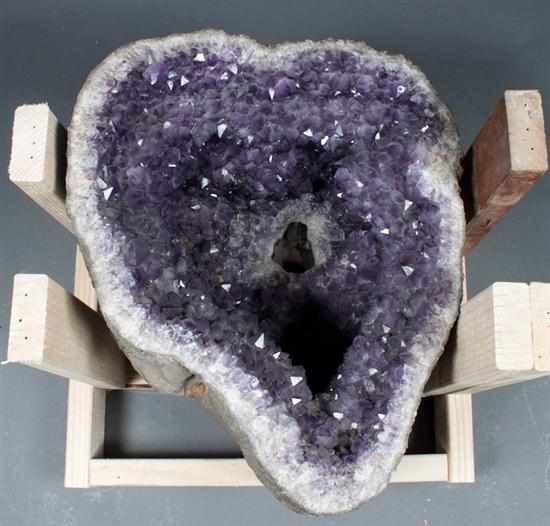 Appraisal: Large amethyst geode x x in Estimate - losses prospective