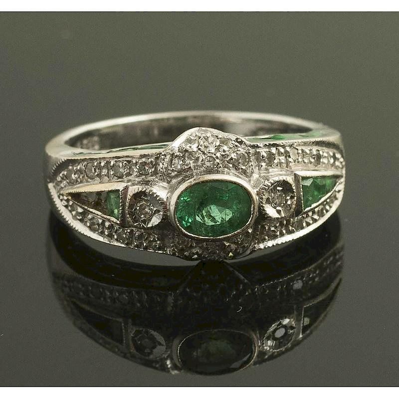 Appraisal: Emerald Diamond k Gold Ring k white gold ring containing