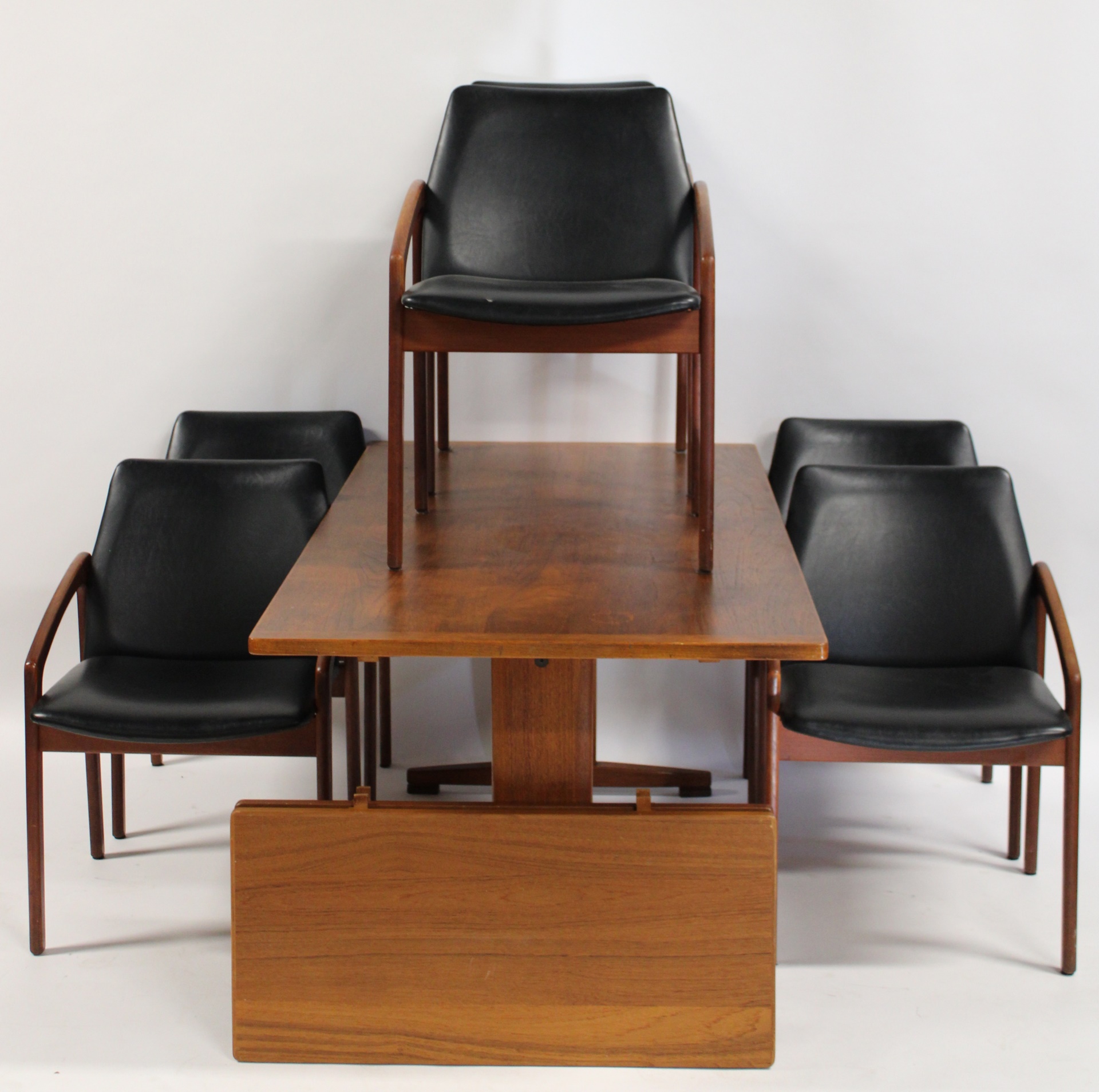 Appraisal: Midcentury Teak Dining Table Chairs The table Swedish and the