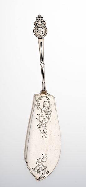 Appraisal: GORHAM STERLING MEDALLION ENGRAVED FISH SLICE American ca long ozt