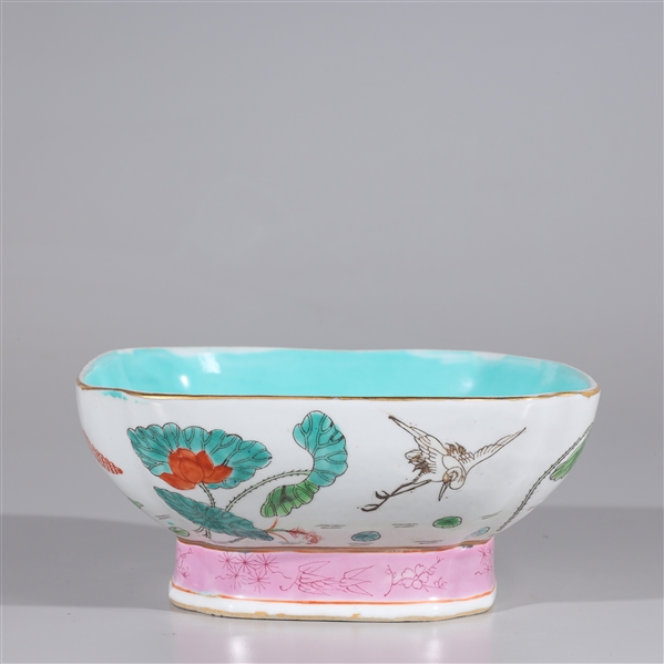 Appraisal: Chinse famille rose and gilt enameled porcelain dish with turquoise