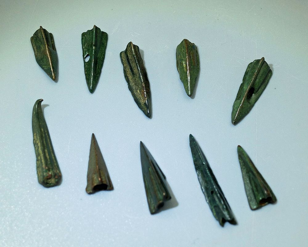 Appraisal: Ancient Bronze Arrowheads ca st C BC A group of