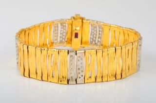 Appraisal: Roberto Coin Gold Diamond Bracelet Roberto Coin gold diamond bracelet