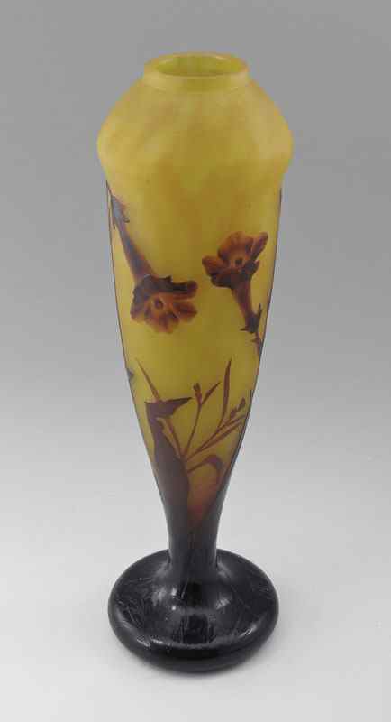 Appraisal: DAUM NANCY FRENCH CAMEO ART GLASS VASE Early th C