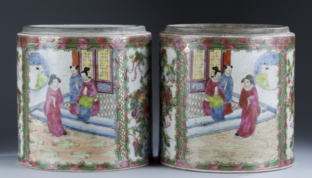 Appraisal: Pair of Rose Medallion Jars Without Lids Panels of domestic