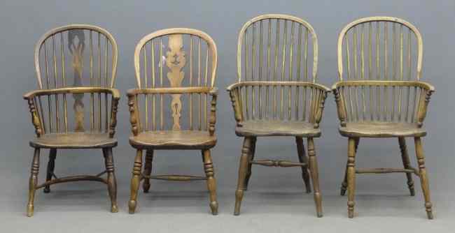 Appraisal: Assembled set of th c English Windsor chairs