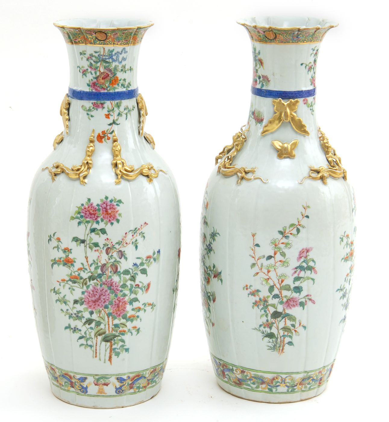 Appraisal: PAIR OF CHINESE EXPORT PORCELAIN VASES First Half of the