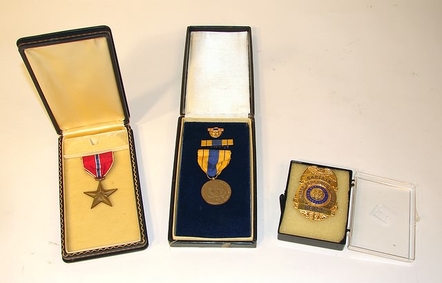 Appraisal: Lot consisting of a cased Bronze Star cased Selective Service