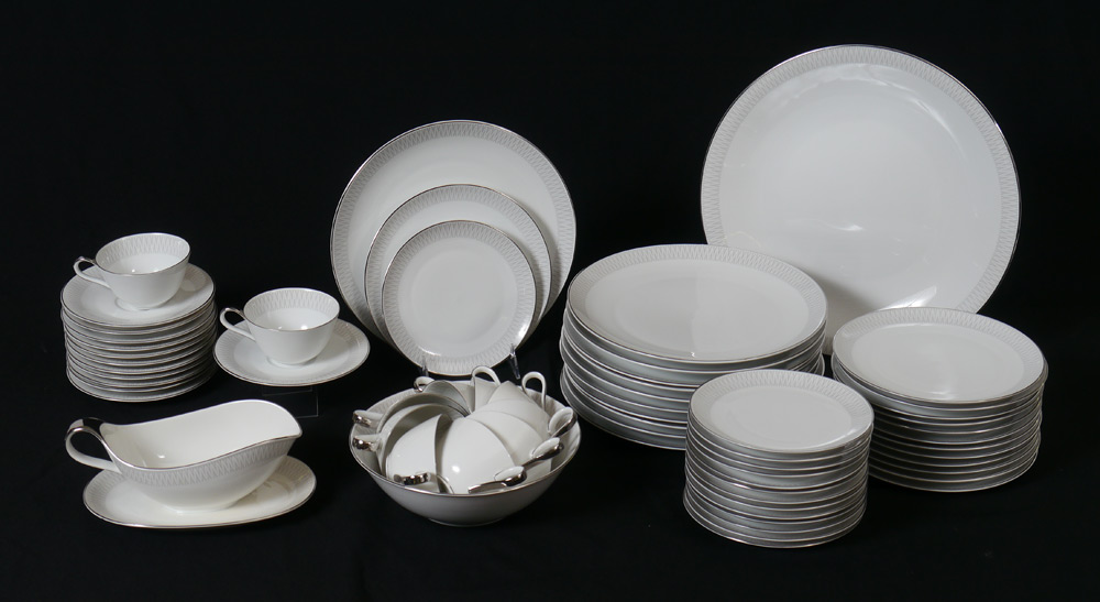 Appraisal: MID CENTURY DESIGN BAVARIAN HEINRICH FINE CHINA pieces to include