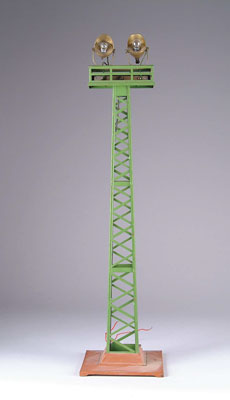 Appraisal: LIONEL STANDARD GAUGE FLOODLIGHT TOWER Terra cotta and green CONDITION