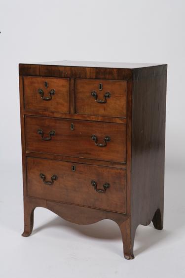 Appraisal: A SMALL REGENCY STYLE MAHOGANY CHEST OF DRAWERS the rectangular