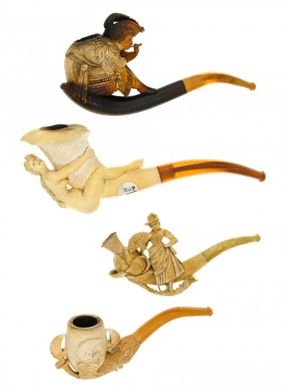 Appraisal: AN AUSTRIAN MEERSCHAUM TOBACCO PIPE carved with the full length