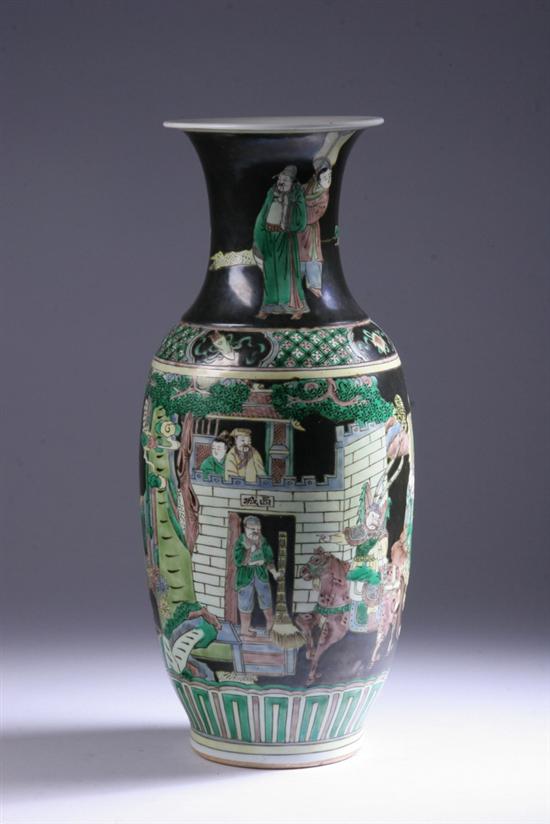 Appraisal: CHINESE FAMILLE VERTE PORCELAIN VASE th century underglaze blue Kangxi