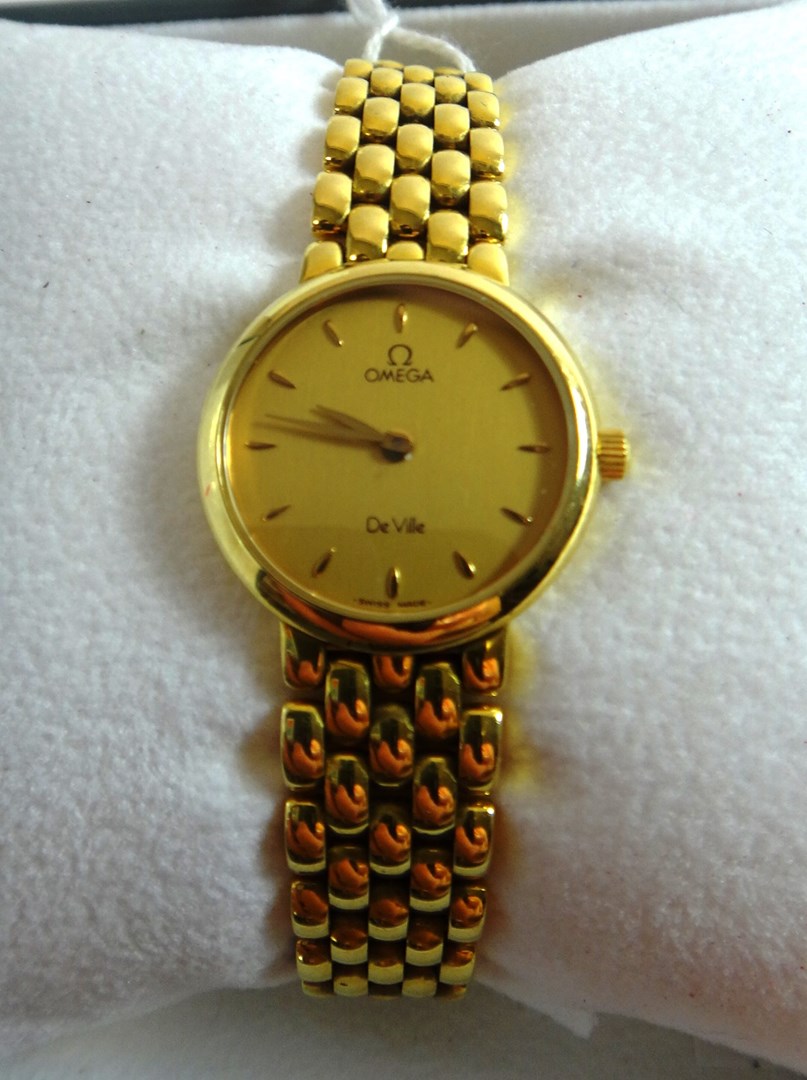 Appraisal: A ladies ct gold Omega De Ville bracelet wristwatch the