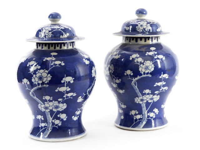 Appraisal: A pair of Chinese blue and white vases and covers