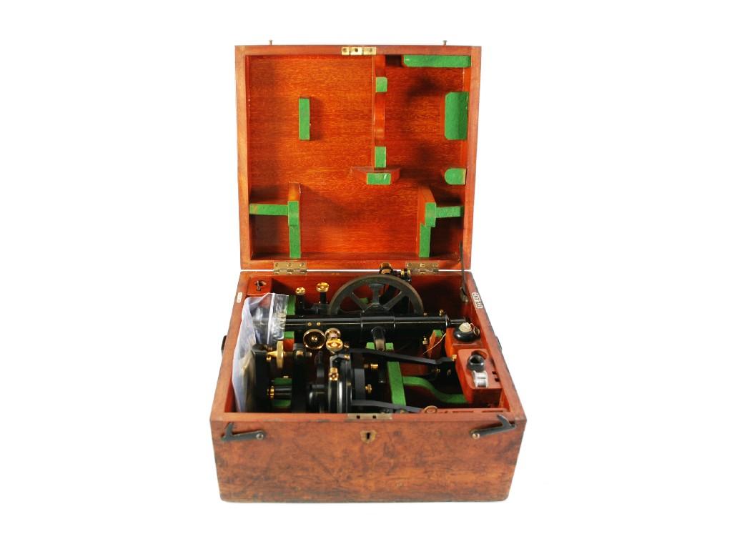 Appraisal: EARLY TWENTIETH CENTURY WOODEN CASED LACQUERED AND JAPANNED BRASS THEODOLITE