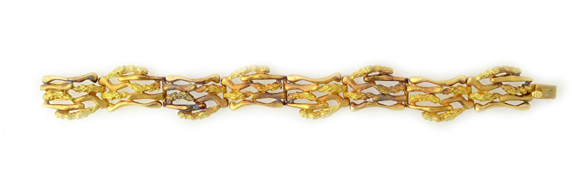 Appraisal: An ct gold bracelet the curved links with a cast