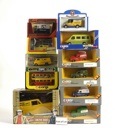 Appraisal: Corgi Classics Matchbox Bburago Mira a mixed group of items