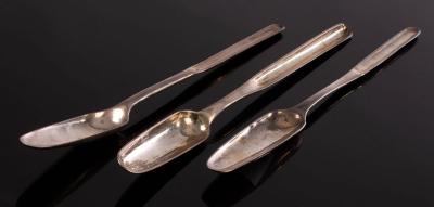 Appraisal: Three Georgian silver marrow scoops one with Britannia marks for