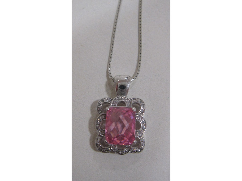 Appraisal: Nine carat white gold rose quartz and diamond set pendant