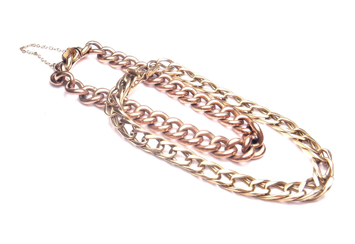 Appraisal: A ct gold twin curb link bracelet on a snap