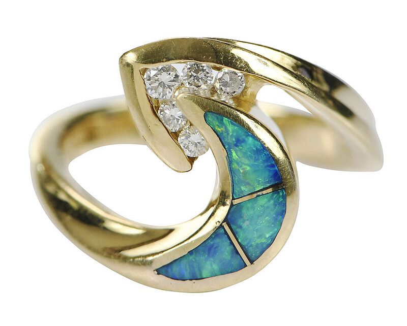 Appraisal: kt Diamond and Opal Ring five round brilliant diamonds estimated