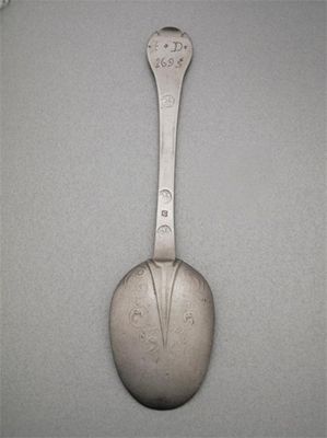 Appraisal: A William and Mary William III spoon pricked 'I D'