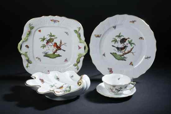 Appraisal: -PIECE HEREND PORCELAIN ''ROTHSCHILD BIRD'' PARTIAL DINNER SERVICE Including eight