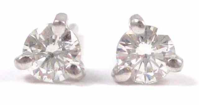 Appraisal: PAIR OF DIAMOND EAR STUDS each k white gold ear