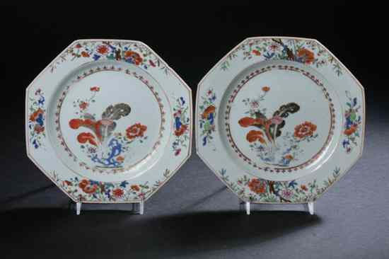 Appraisal: PAIR CHINESE EXPORT FAMILLE ROSE PORCELAIN OCTAGONAL PLATES Qianlong period