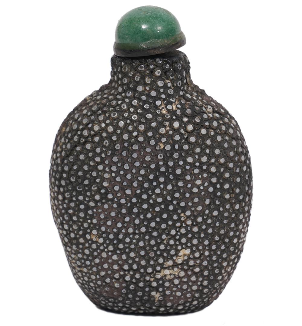 Appraisal: CHINESE SHAGREEN SNUFF BOTTLEChinese shagreen snuff bottle with green stone